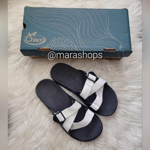 Chaco Chillos Adjustable Pool Slides - Picture 2 of 6